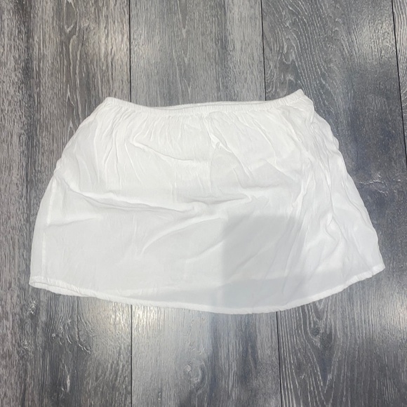 Linen Brandy Melville Flowy Tube top - Picture 1 of 2